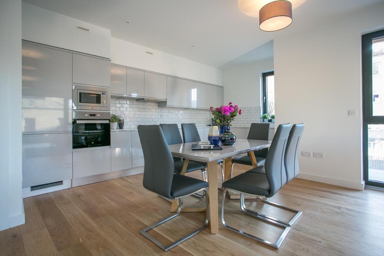 Grand Canal Square Apartments Dublin Exterior foto