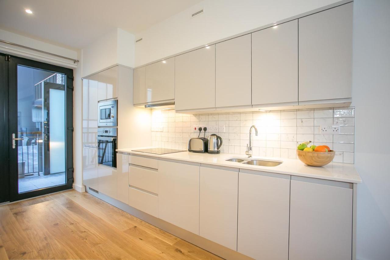 Grand Canal Square Apartments Dublin Exterior foto