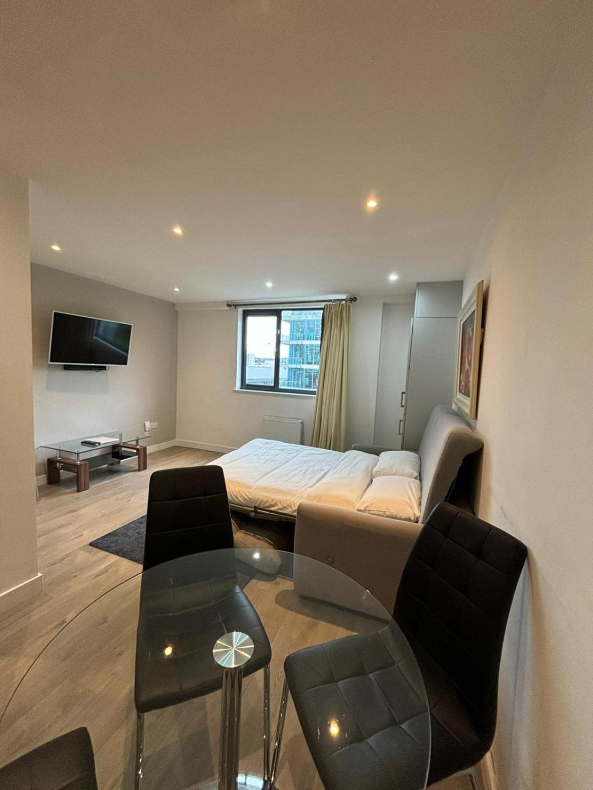 Grand Canal Square Apartments Dublin Exterior foto