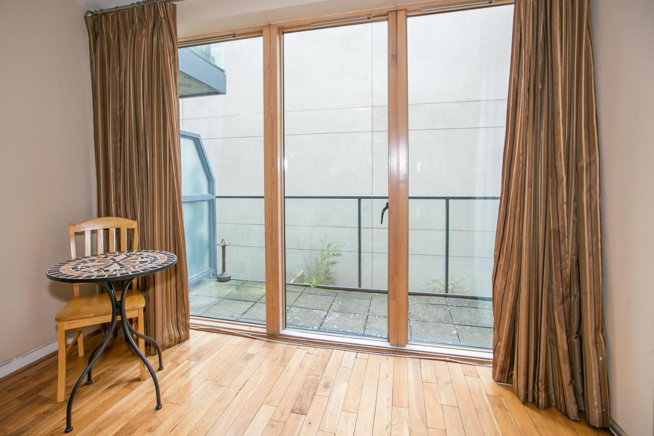 Grand Canal Square Apartments Dublin Exterior foto